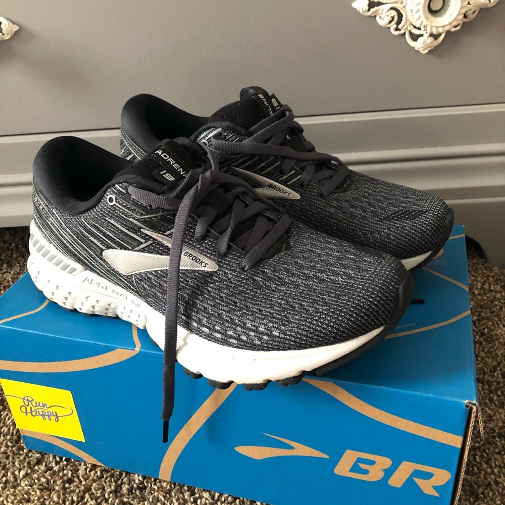 Brooks Adrenaline 19 womens